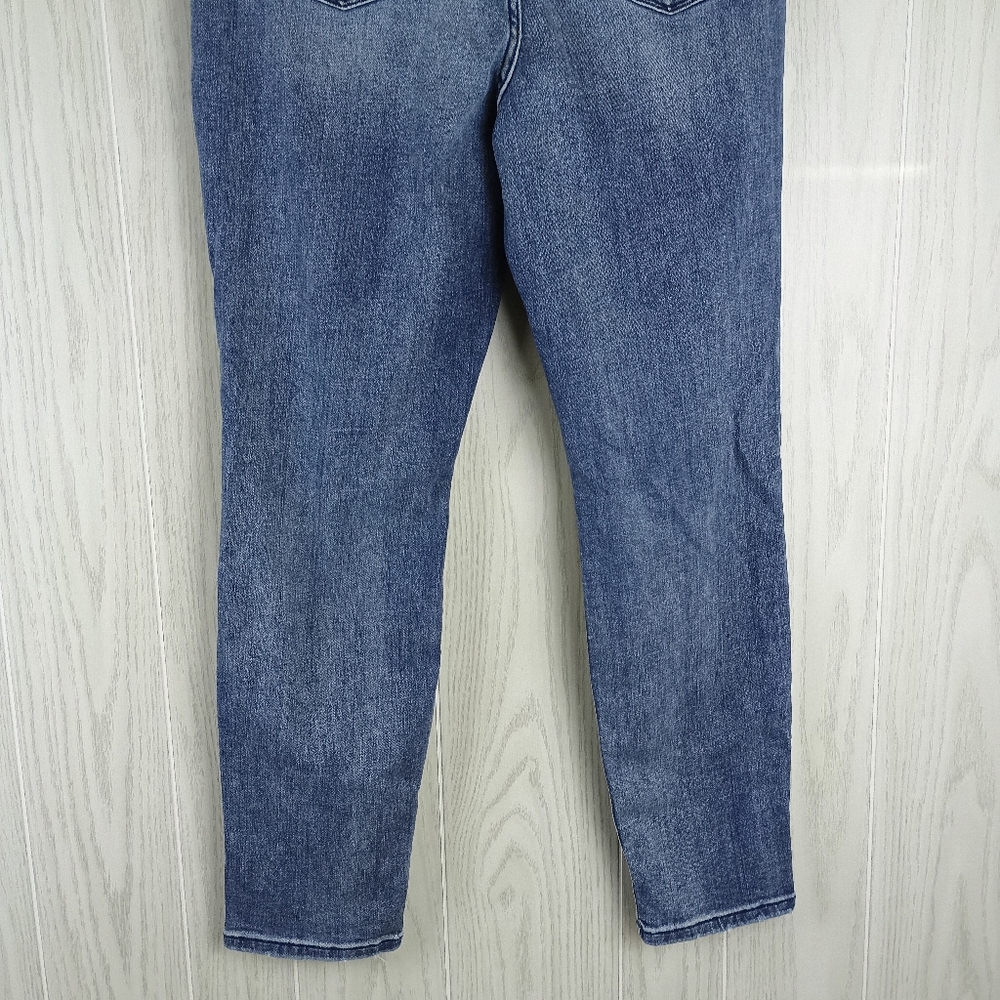 JUDY BLUE Jeans Women's Size 11/30 High-Rise Boyfriend Fit Distressed Stretch. - Picture 9 of 16